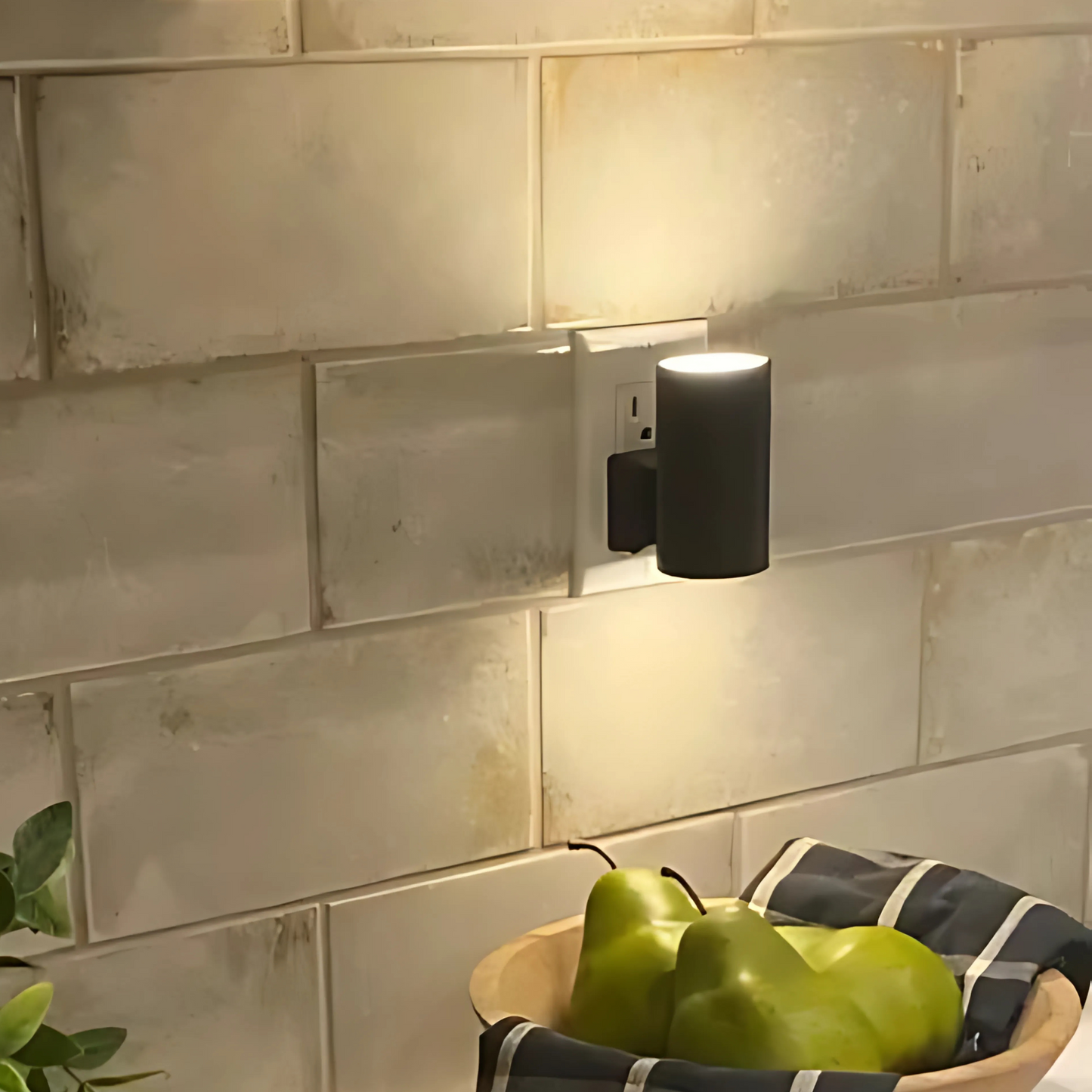 Luma Luxe: The atmosphere of a grand 5-star hotel, without the renovations.